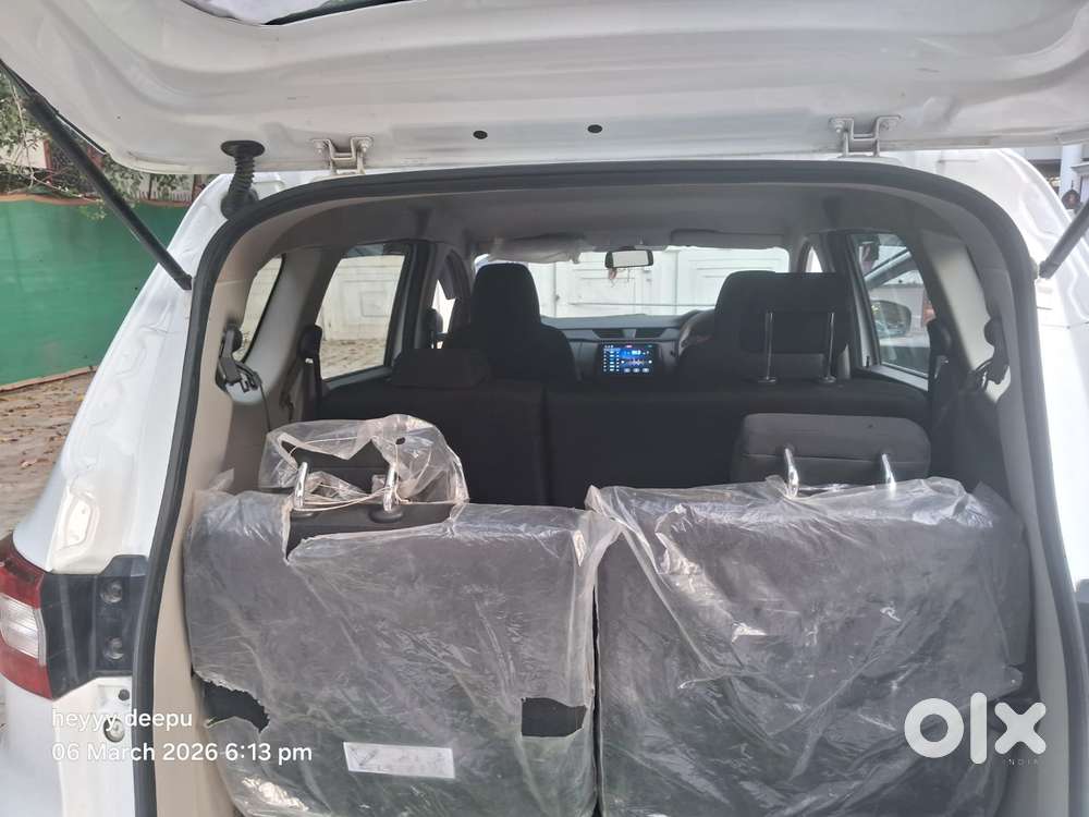 Renault Triber Rxl, 2025, Petrol