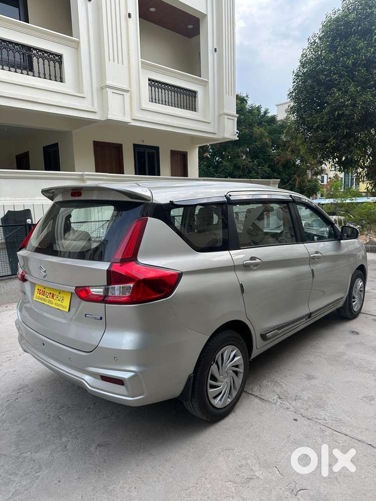 Maruti Suzuki Ertiga 1.5 Vxi, 2022, Petrol