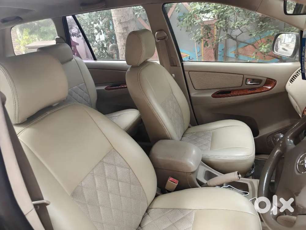 Toyota Innova 2007 Petrol + Cng 141590 Km Driven