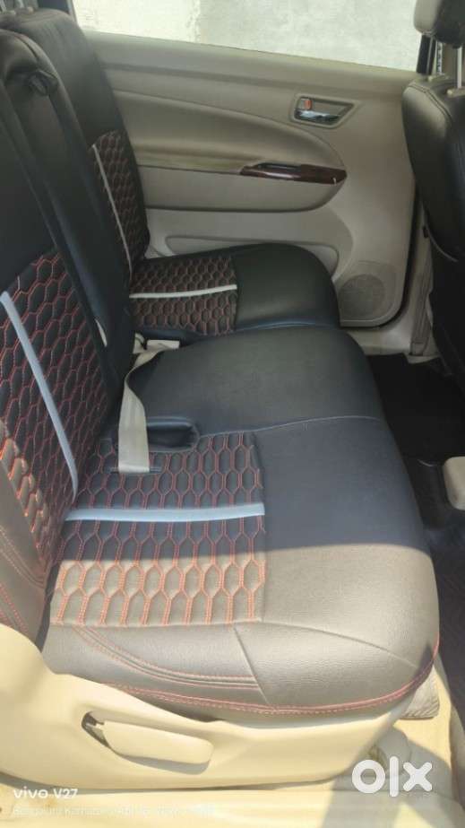 Maruti Suzuki Ertiga Vxi At Petrol, 2017, Petrol