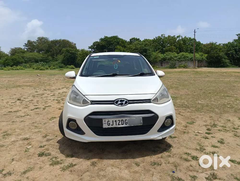 Hyundai Grand I10 2016 Cng & Hybrids Good Condition