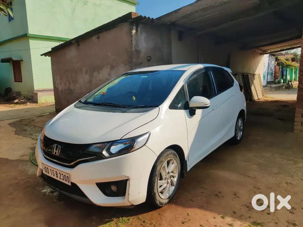 Honda Jazz 2015 Diesel Well Maintained