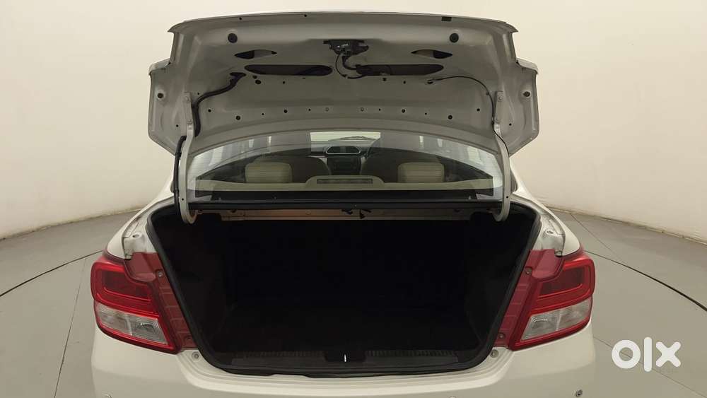 Maruti Suzuki Dzire 1.2 Zxi Amt, 2017, Petrol