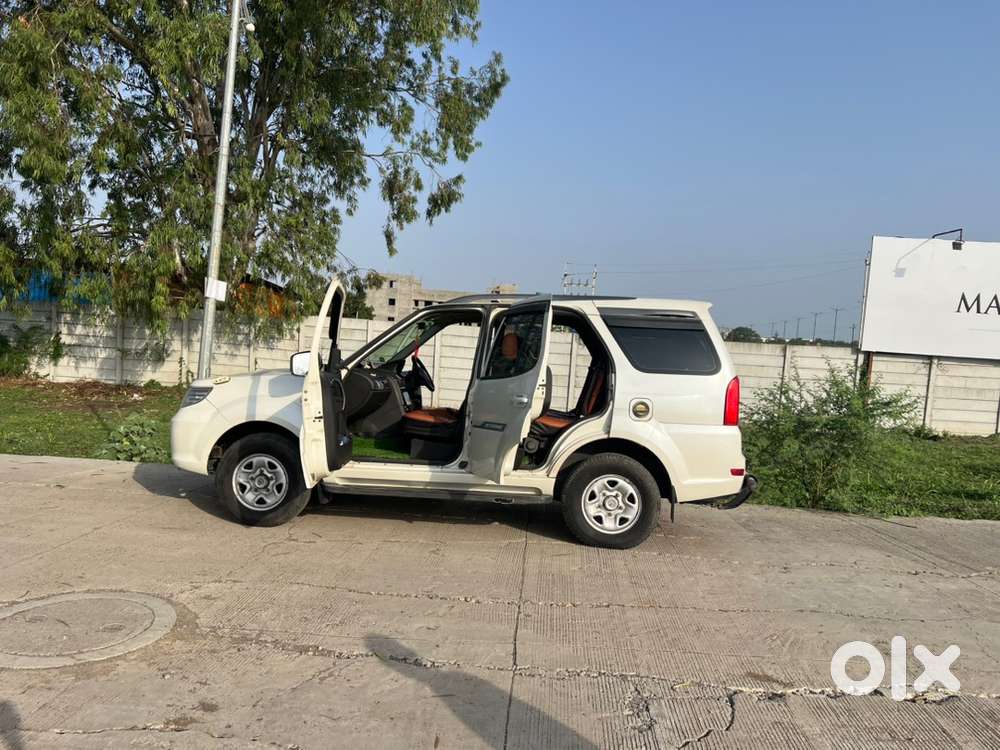 Tata Safari Storme 2017