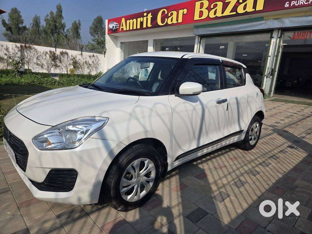 Maruti Suzuki Swift Vvt Vxi, 2020, Petrol