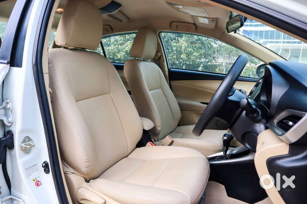 Toyota Yaris G Cvt, 2018, Petrol