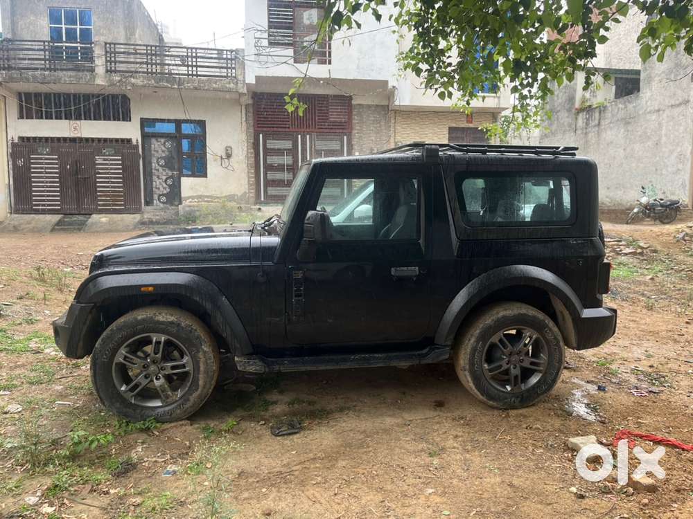 Mahindra Thar Black Diesel - Sept2023