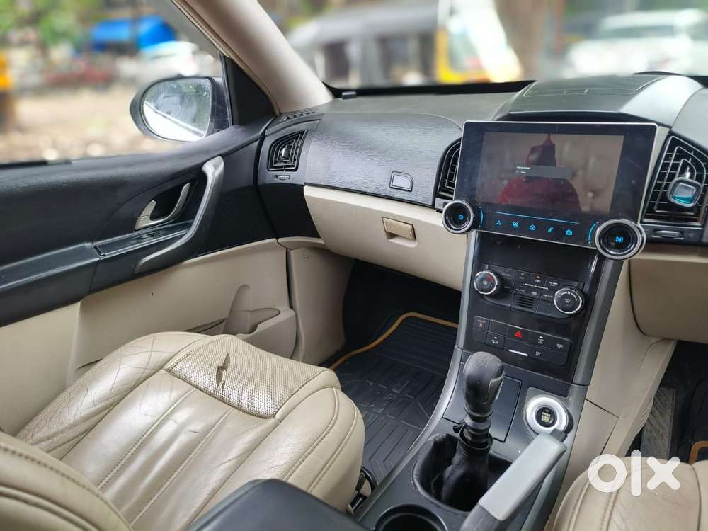 Mahindra Xuv500 W8, 2016, Petrol