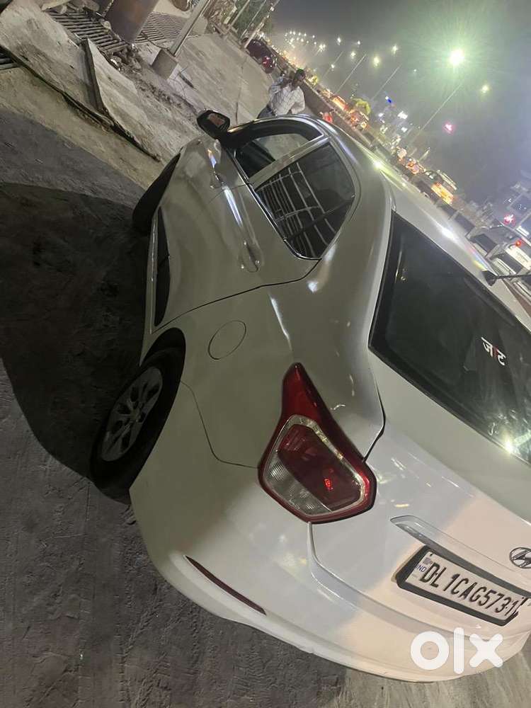 Hyundai Xcent 2017 Petrol + Cng 65000km Running