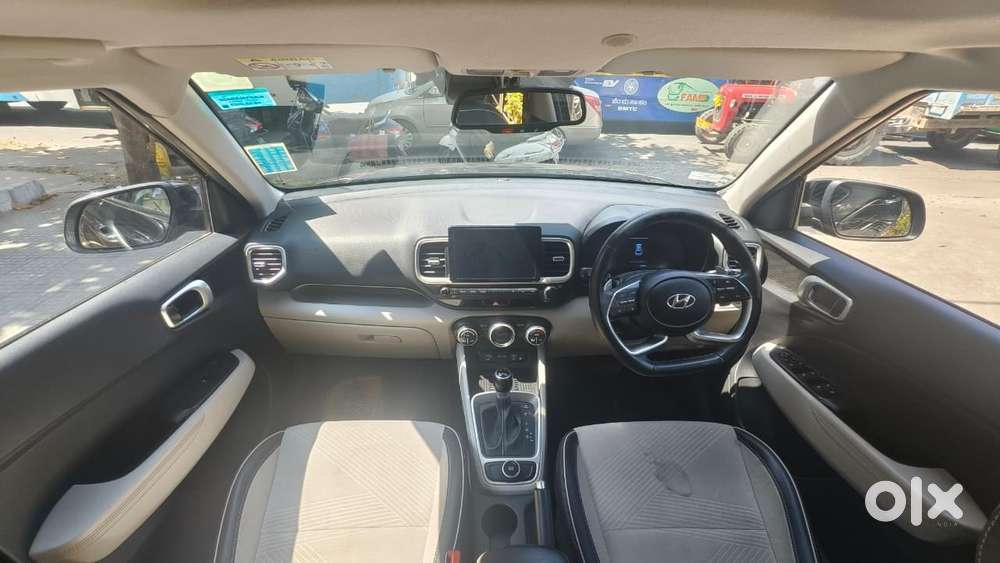Hyundai Venue 1.0 Sx (o) Turbo Dct, 2023, Petrol