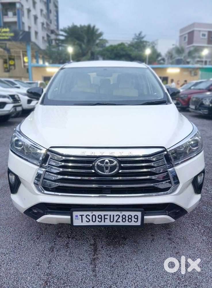 Toyota Innova Crysta 2.4 V 8 Str, 2021, Diesel