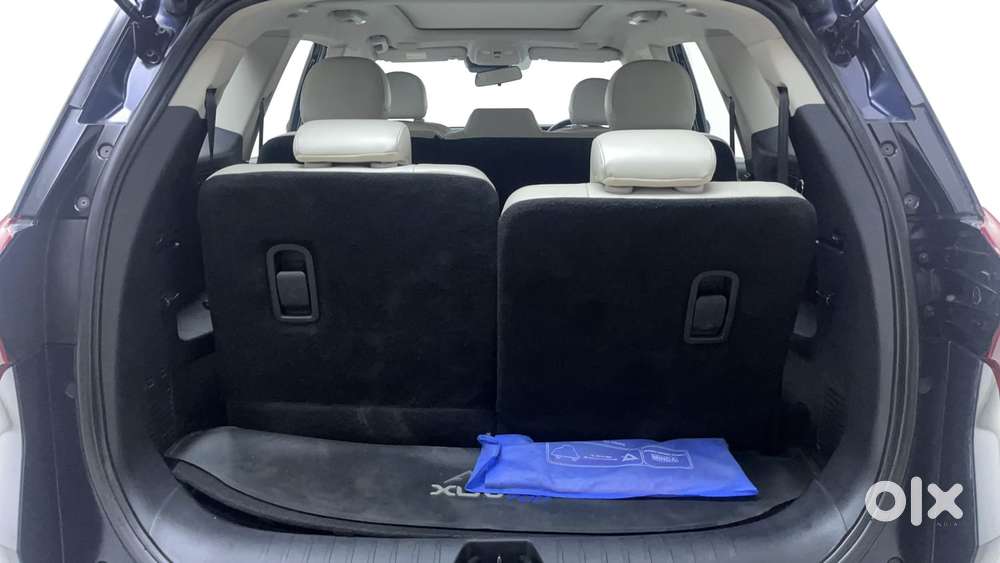 Mahindra Xuv700 2.2 Ax 7 Diesel At Luxury Pack Str, 2022, Diesel