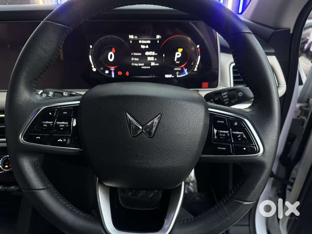 Mahindra Xuv700 2.2 Ax 7 Diesel At Str Awd, 2023, Diesel