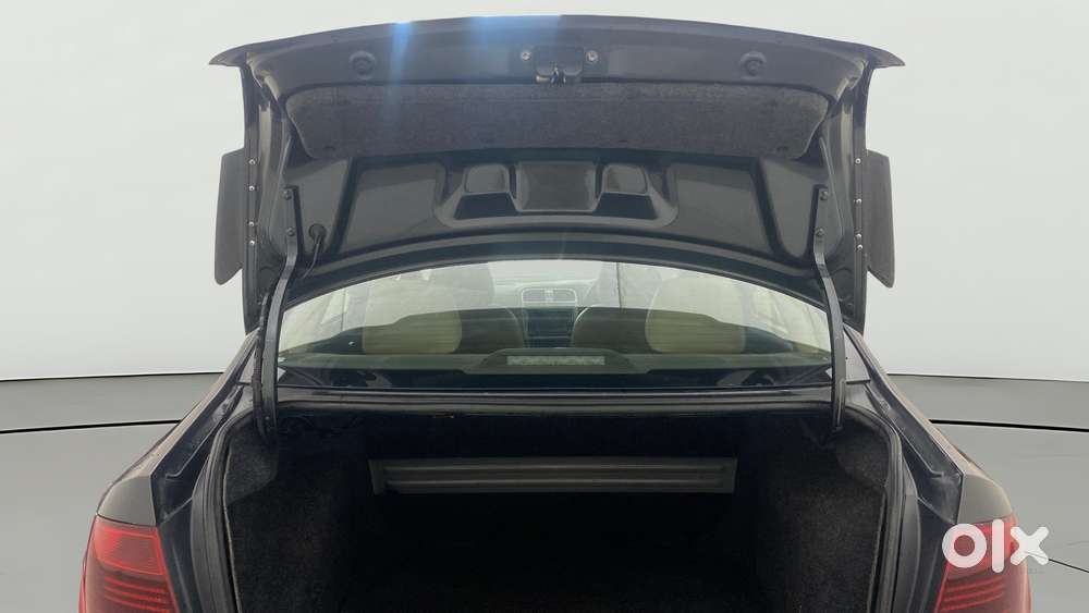 Volkswagen Vento 1.2 Tsi Highline Plus At, 2018, Petrol