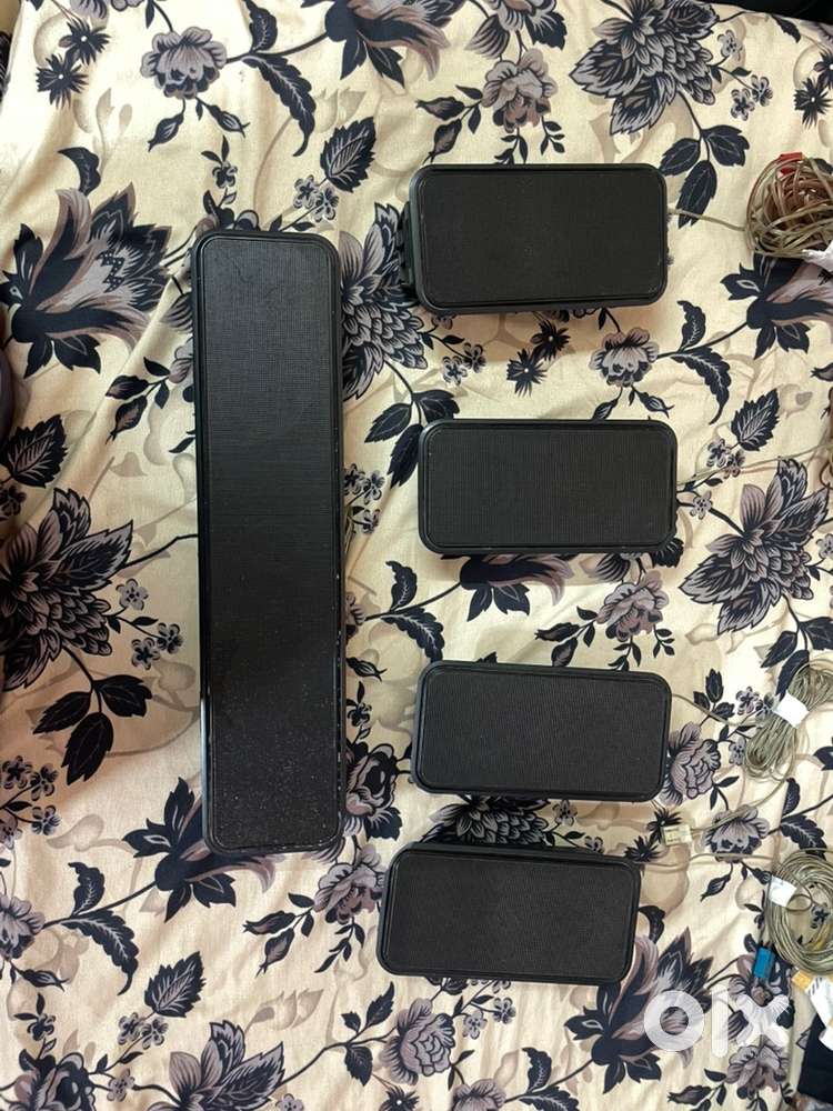 sony, philips, samsung and saregama carvan  speaker for sell