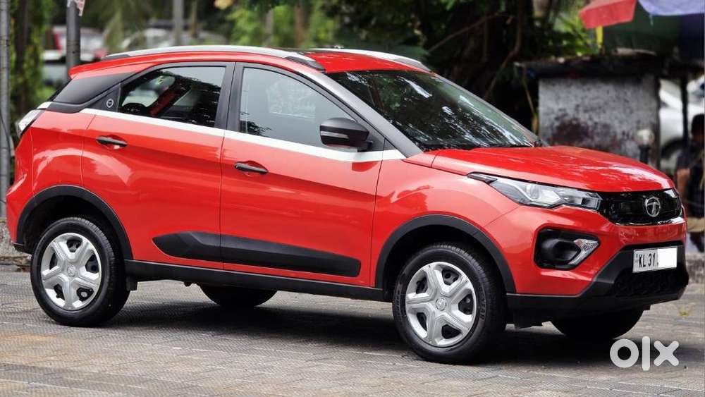 Tata Nexon 1.2 Revotron Xm (s), 2023, Petrol