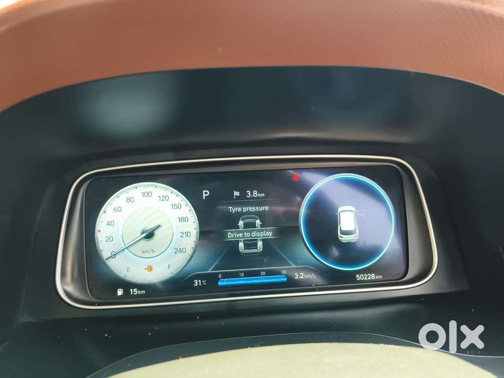 Hyundai Alcazar 2.0 Signature (o) Petrol At 6 Str, 2021, Petrol