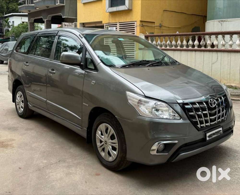 Toyota Innova 2.5 G (diesel) 7 Seater, 2015, Diesel