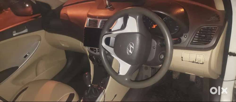 Hyundai Verna 2011 Petrol 130000 Km Driven