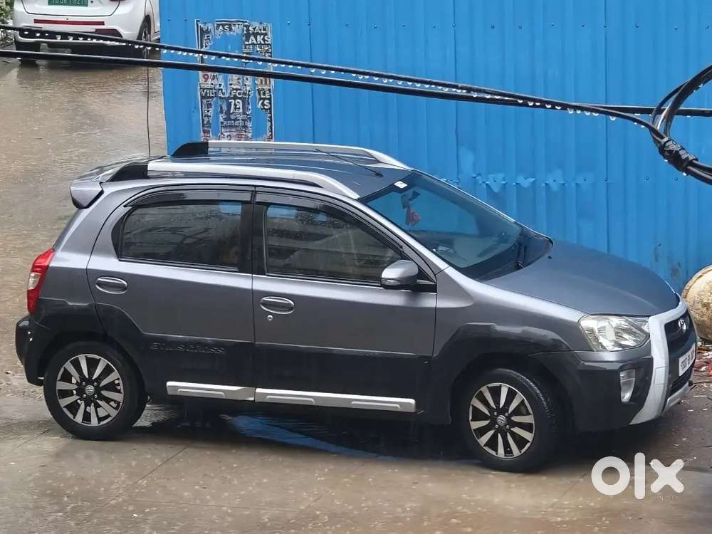 Toyota Etios Cross 2015 Petrol