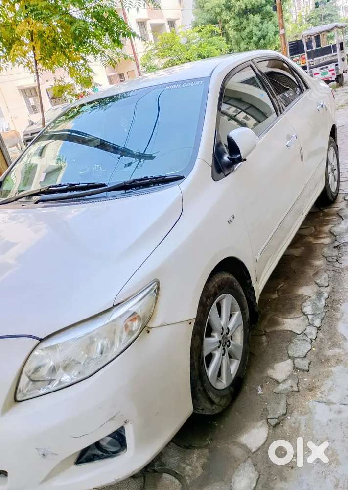 Toyota Corolla Altis 2010 Petrol Well Maintain , Fitness Invalid