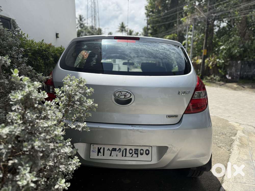 Hyundai I20 Sportz 1.2 Bs-iv, 2010, Petrol