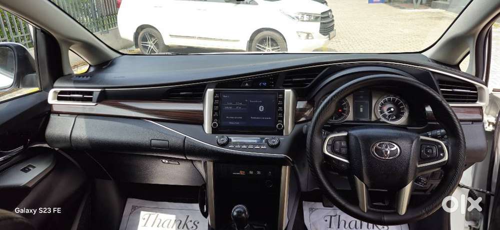 Toyota Innova Crysta 2.7 V, 2022, Petrol