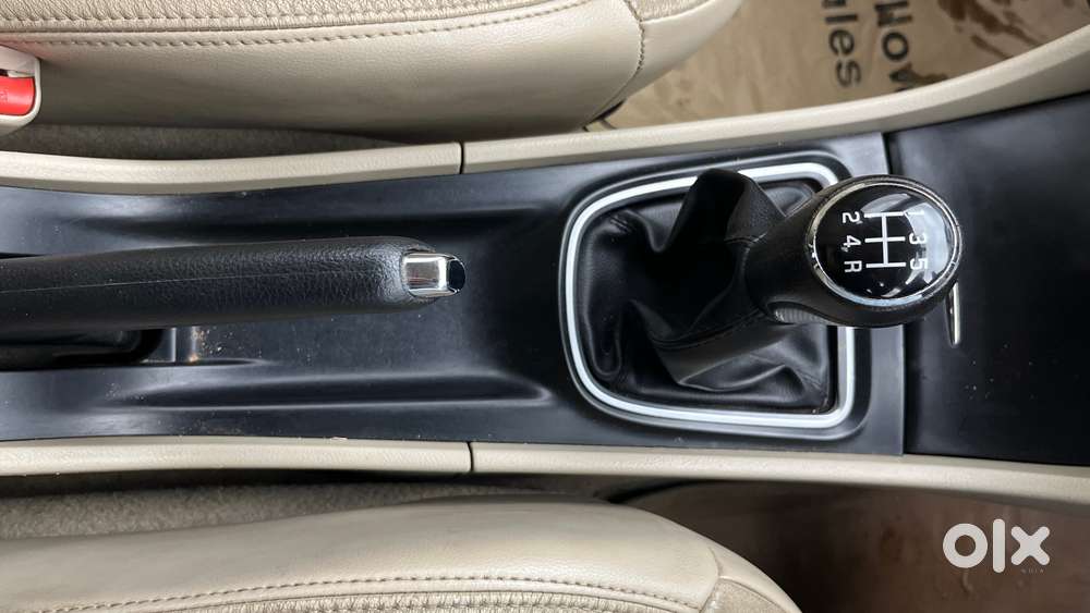 Maruti Suzuki Ciaz 1.5 Alpha Shvs Petrol, 2018, Petrol