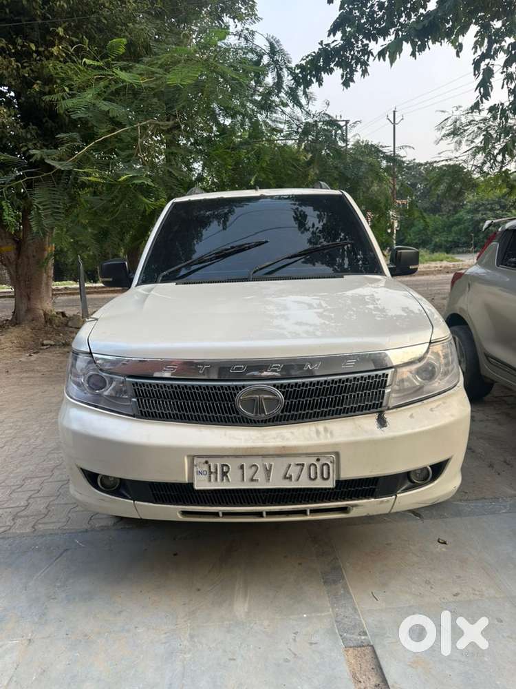 Tata Safari Storme Diesel 2013