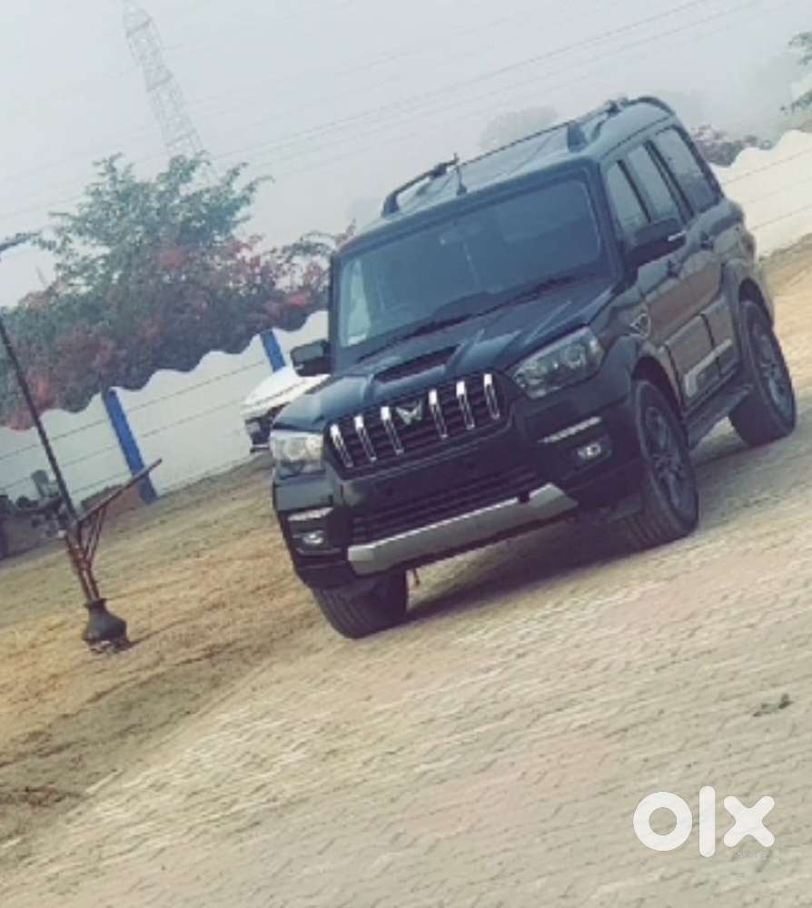 Mahindra Renault Logan 2021