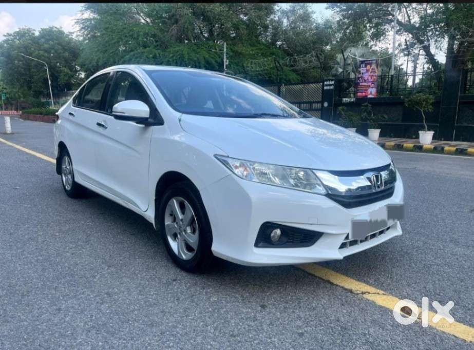Honda City V At Sunroof, 2015, Petrol