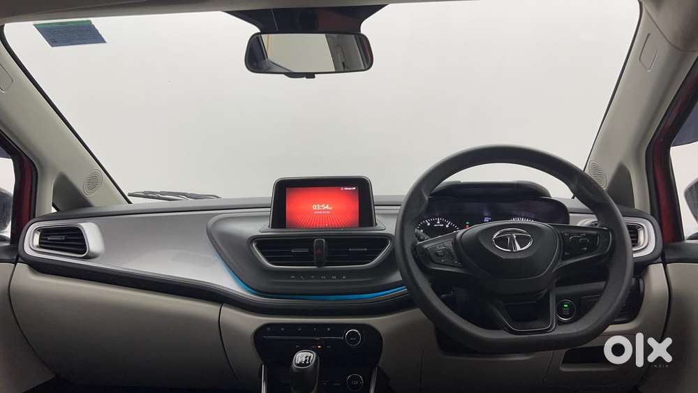 Tata Altroz Xz, 2023, Petrol
