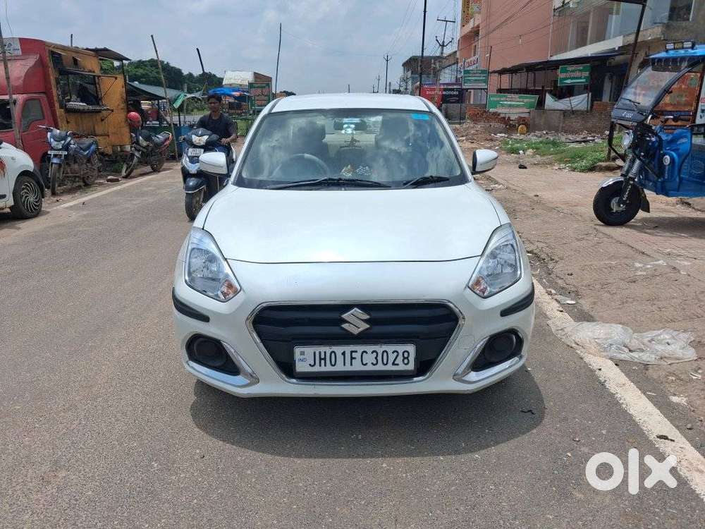 Maruti Suzuki Dzire 1.2 Vxi, 2023, Petrol