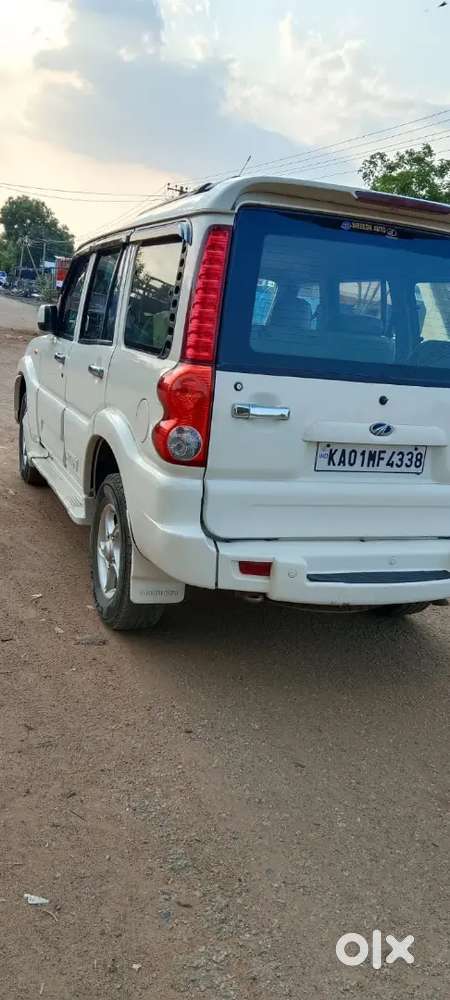 Mahindra Scorpio V Lx 2010 Diesel 150000 Km Driven