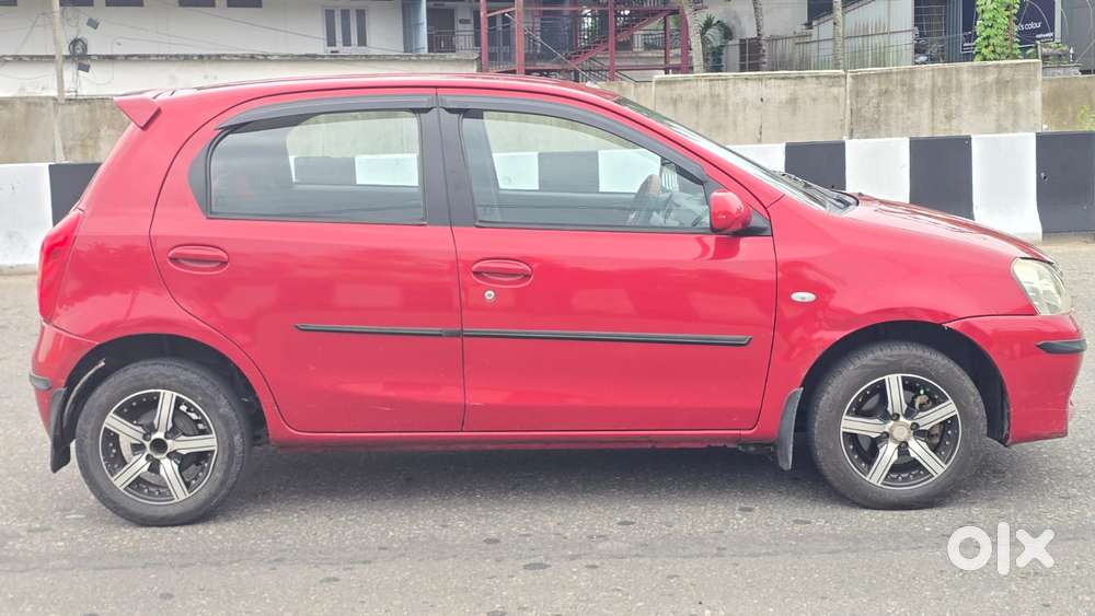 Toyota Etios Liva, 2012, Petrol
