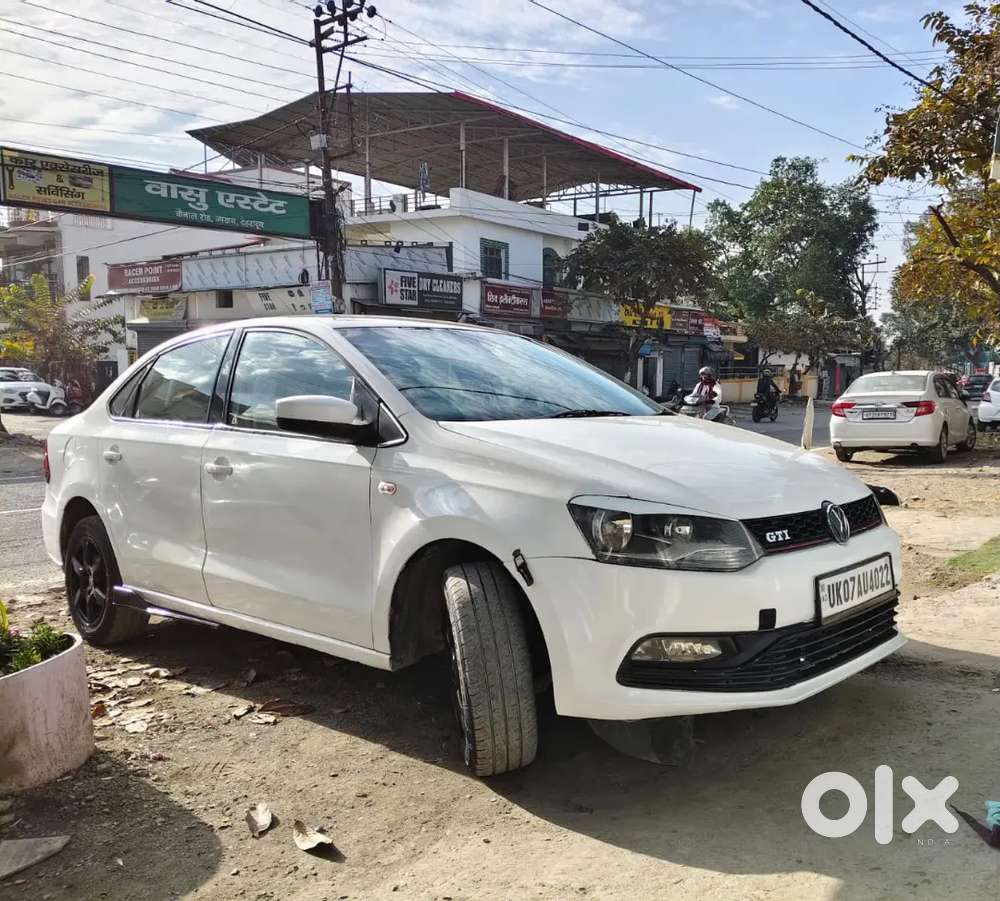 Volkswagen Vento Highline 2013