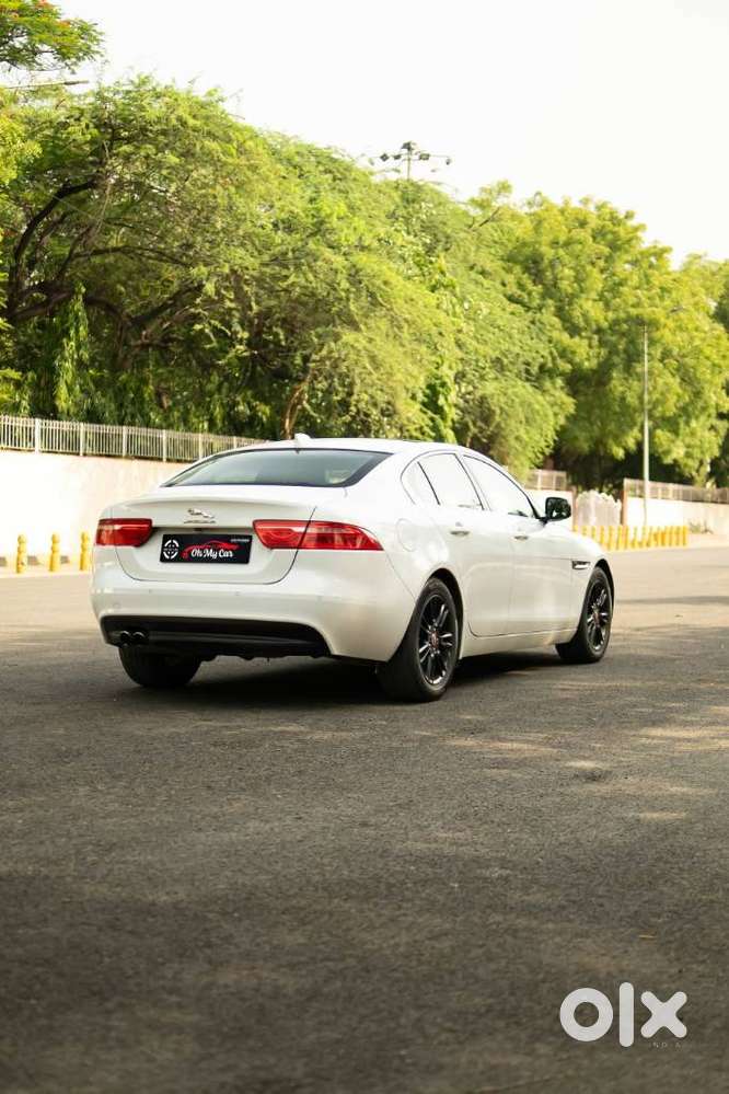 Jaguar Xe Portfolio, 2019, Diesel