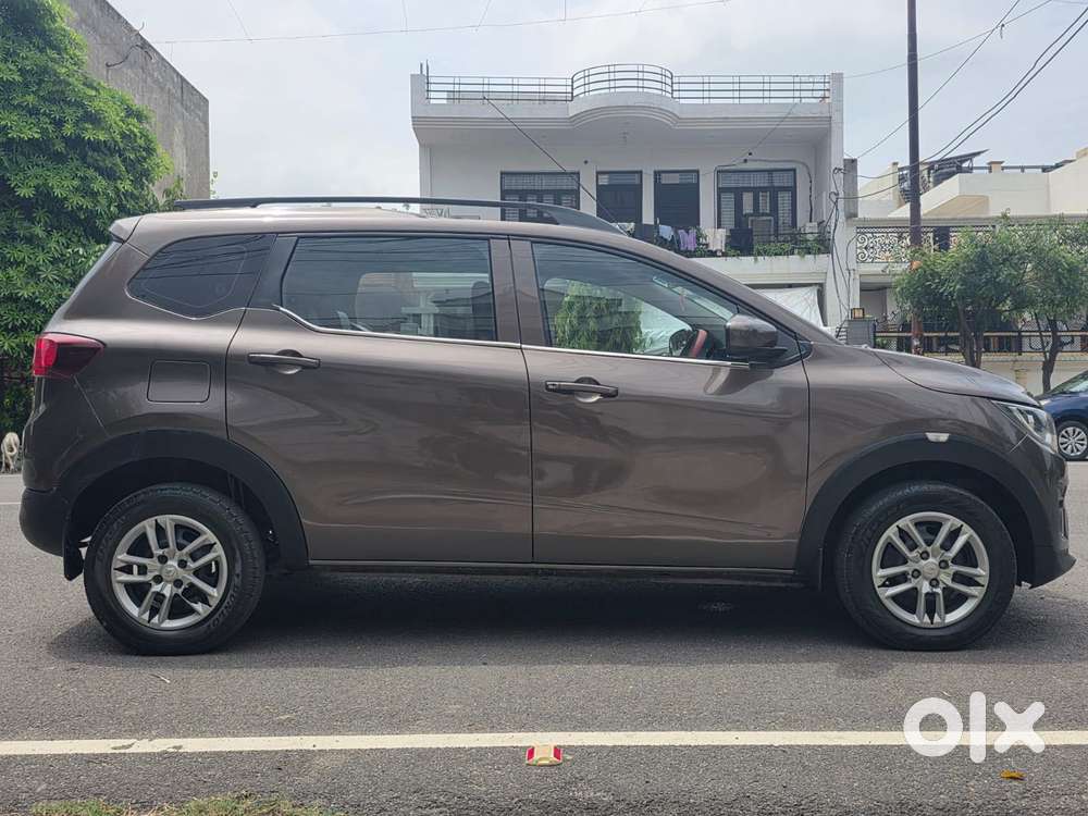 Renault Triber Rxl, 2022, Petrol