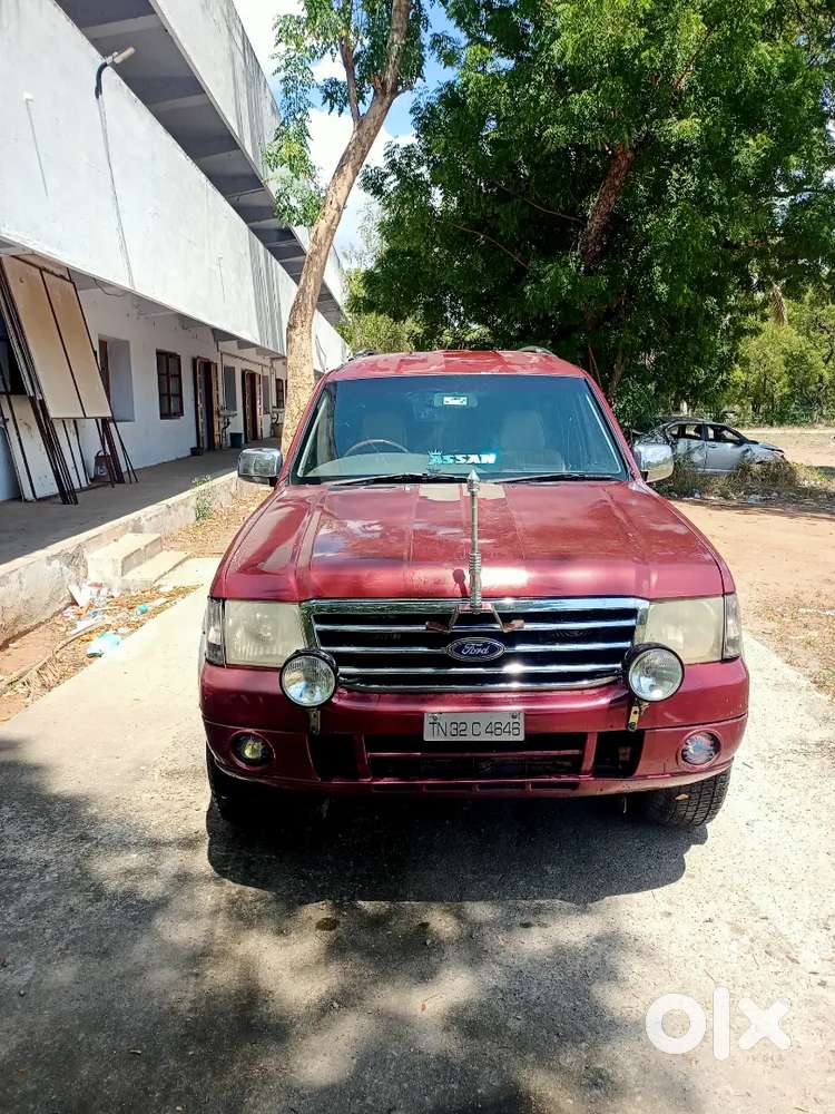 Ford Endeavour 2005 Year
