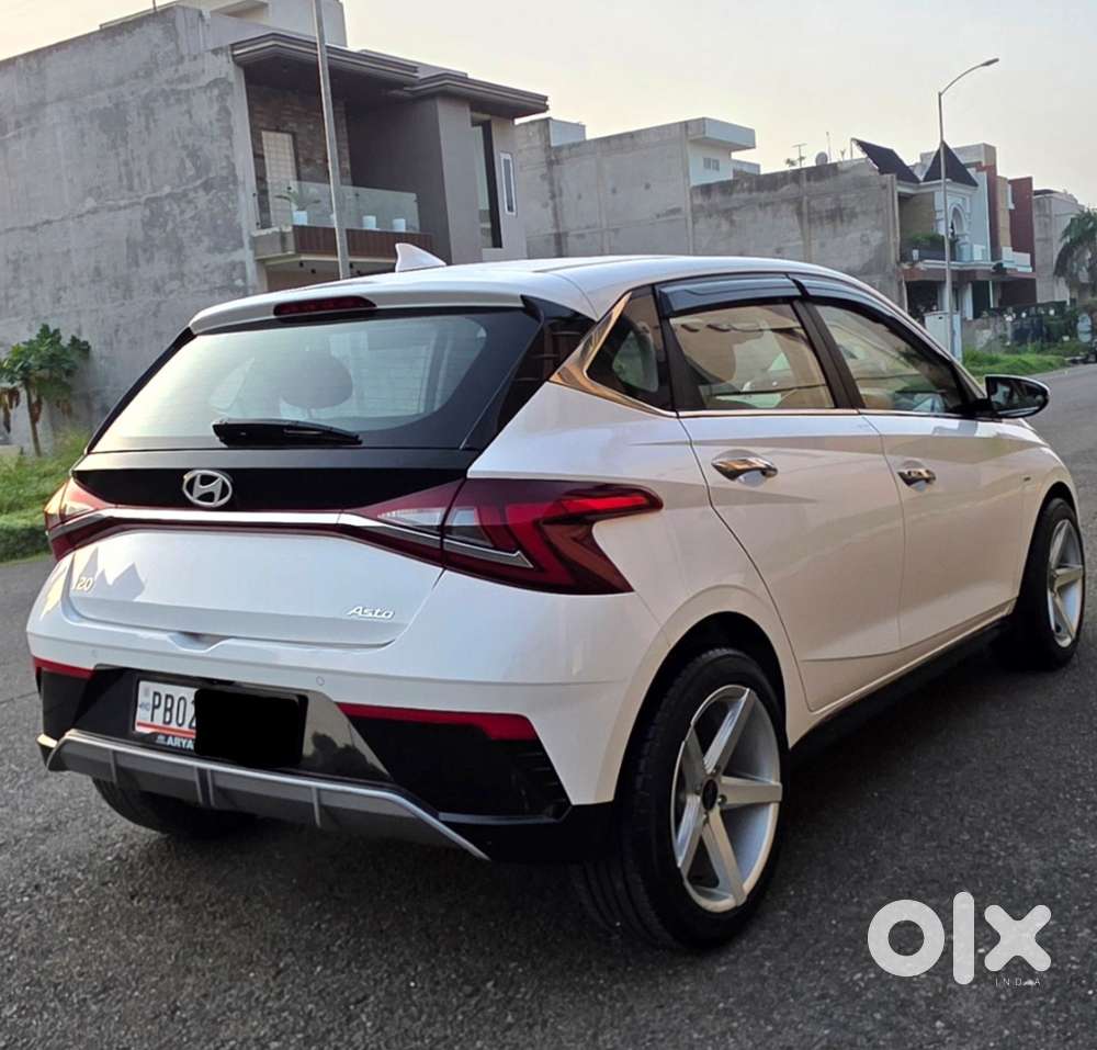 Hyundai I20 Asta (o) 1.2 Ivt, 2025, Petrol