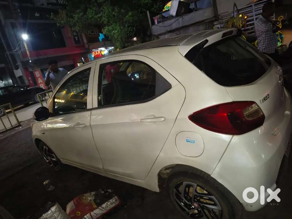 Tata Tiago Revotron 2017