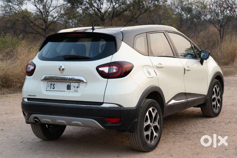 Renault Captur Platine Dual Tone Petrol, 2020, Petrol
