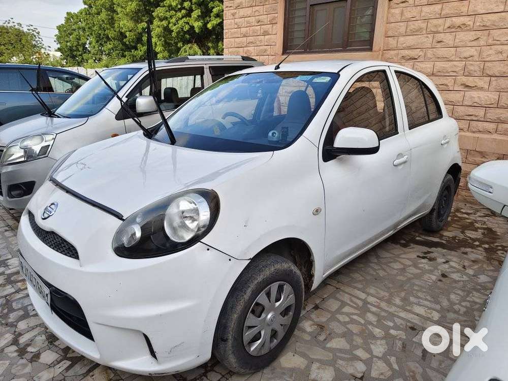 Nissan Micra Active Xv S, 2013, Petrol