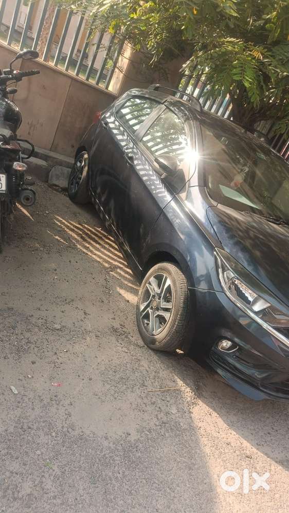 Tata Tiago Petrol 2024
