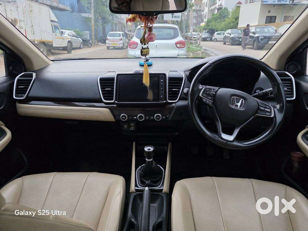 Honda City 1.5 Zx I-vtec Mt, 2023, Petrol