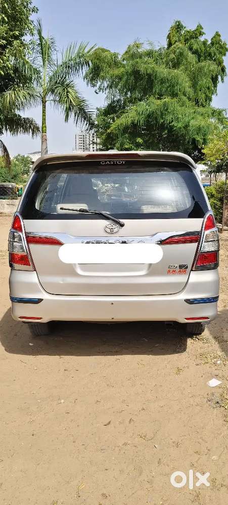 Toyota Innova 2014 Diesel Well Maintained