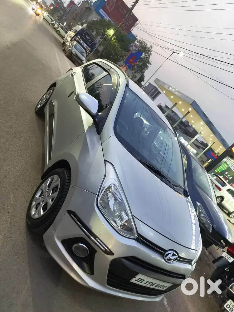 Hyundai Grand I10 Sleek Silver, Petrol, Well Maintained For 2.4 Lac