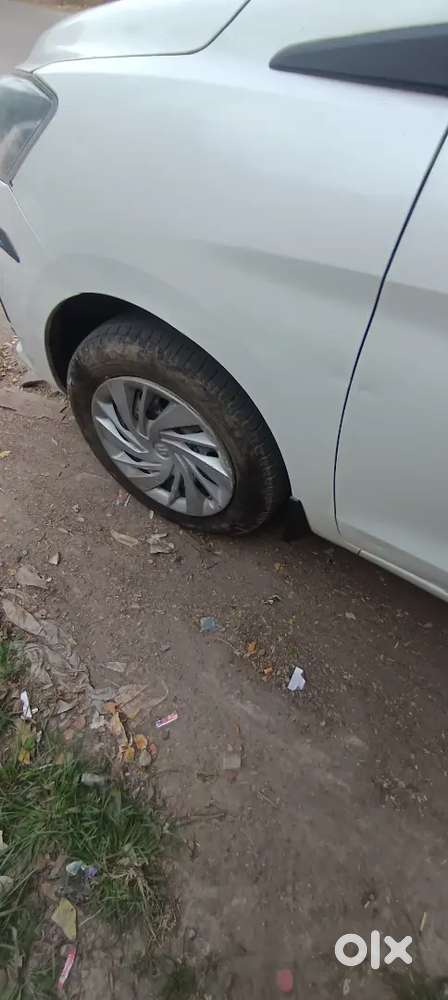 Maruti Suzuki Ertiga Vxi 2026