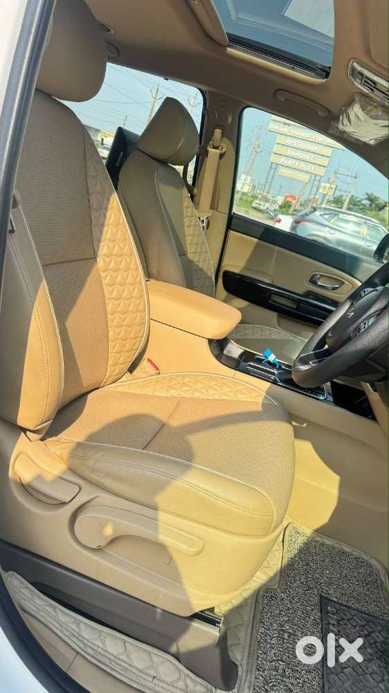 Kia Carnival Limousine, 2022, Diesel