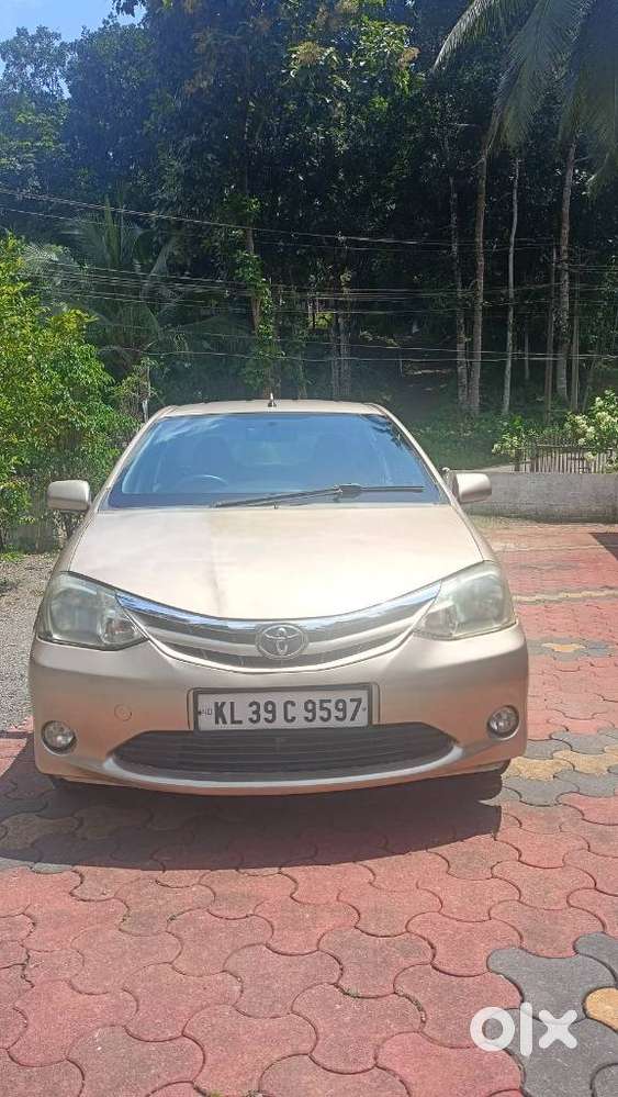 Toyota Etios V Sp, 2011, Petrol